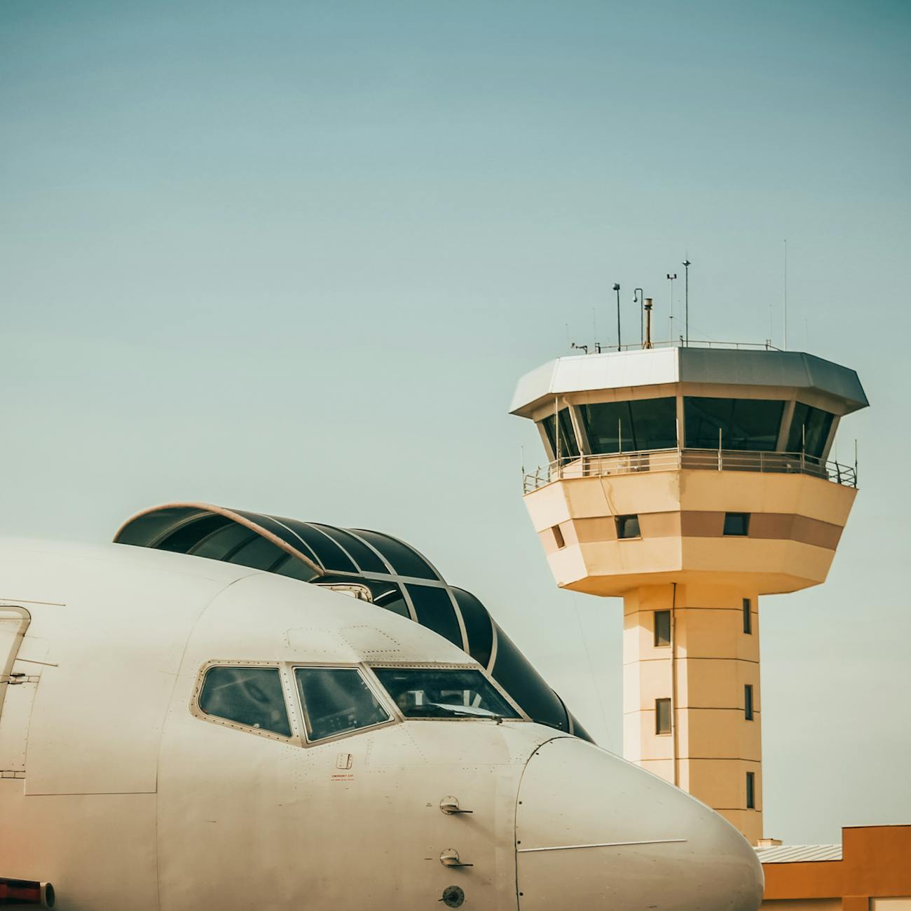 Brussels Airlines, Vols pratiques, Compagnie aérienne fiable, Voyage global, Itinéraires internationaux, Service aux passagers, Politique des bagages, Fréquence des vols, Partenariats aériens, Programme de fidélité